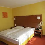 Garner Centre By Ihg Stuttgart