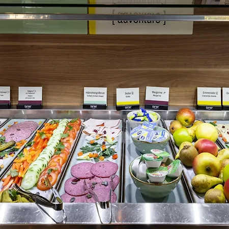 Garner Centre By Ihg Hotell