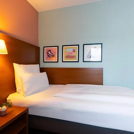 Hotell Garner Centre By Ihg 3*