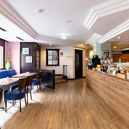 Garner Centre By Ihg