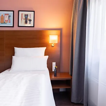 Garner Centre By Ihg Hotell