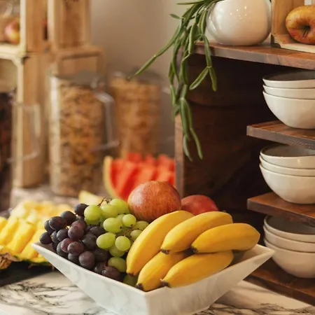 Hotell Garner Centre By Ihg