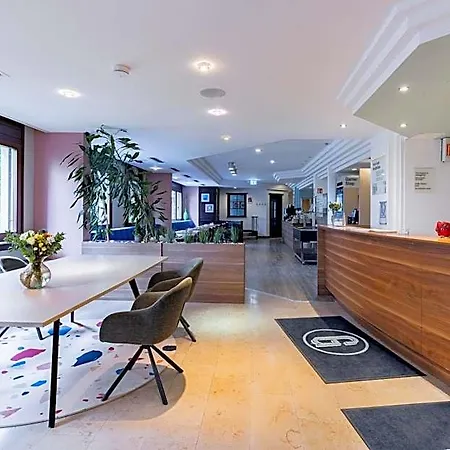 Garner Centre By Ihg 3* Stuttgart