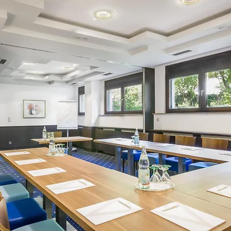 Hotell Garner Centre By Ihg