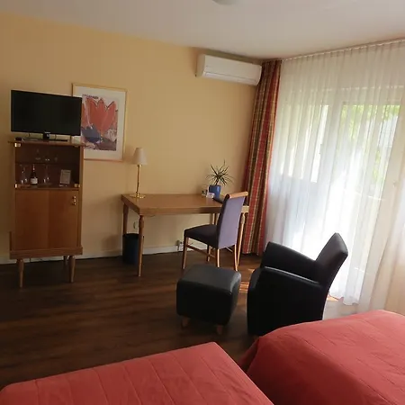 Garner Centre By Ihg Hotell