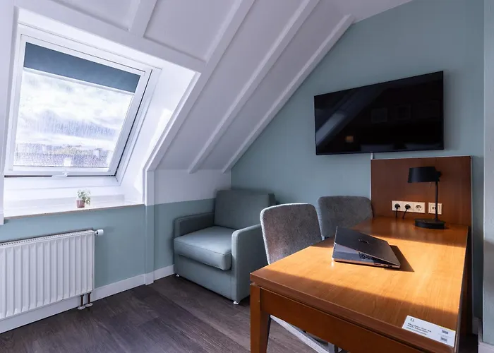 Garner Centre By Ihg 3*