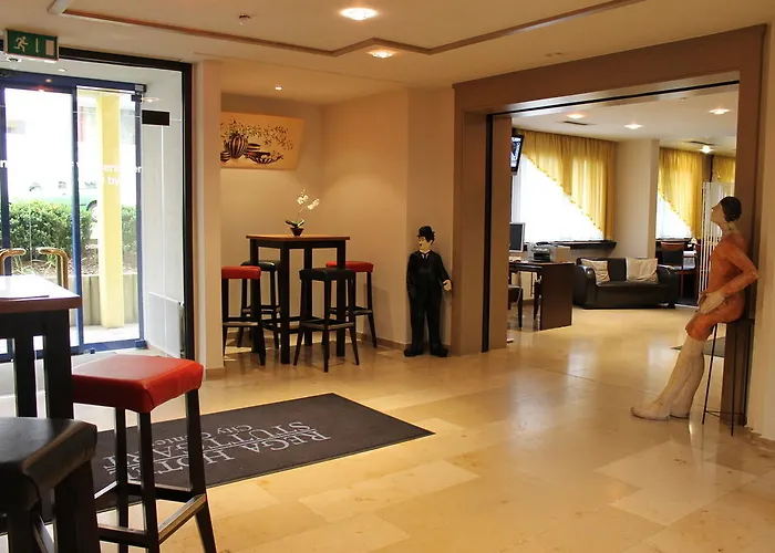 فندق Garner Centre By Ihg 3*