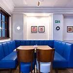 Hotel Garner Centre By Ihg