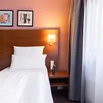 Garner Centre By Ihg Hotel
