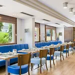 Hotel Garner Centre By Ihg