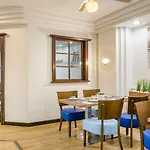 Garner Centre By Ihg Hotel