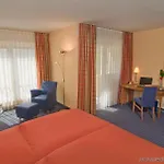 Garner Centre By Ihg Hotel