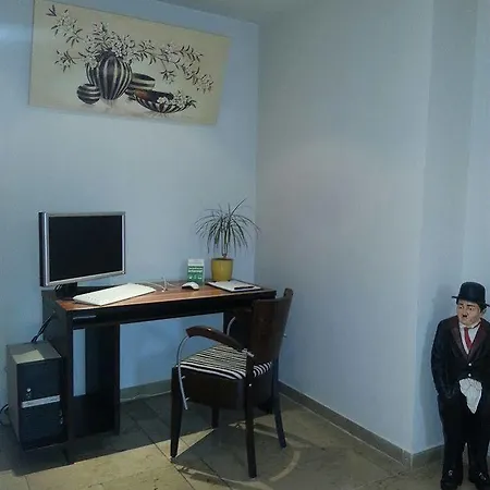 Garner Centre By Ihg 3*