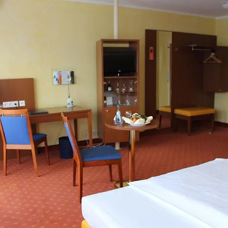 ホテル Garner Centre By Ihg 3*