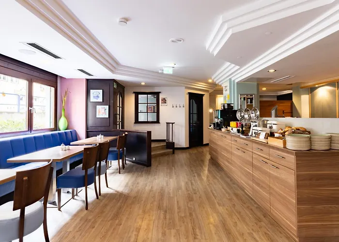 Garner Centre By Ihg