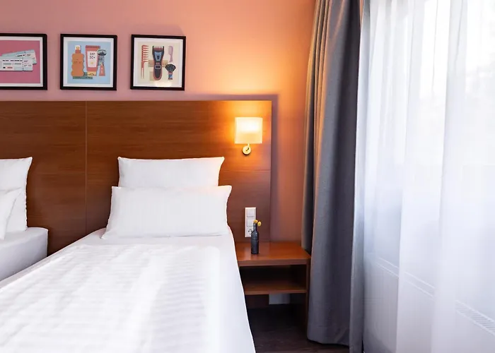 Garner Centre By Ihg Hotel