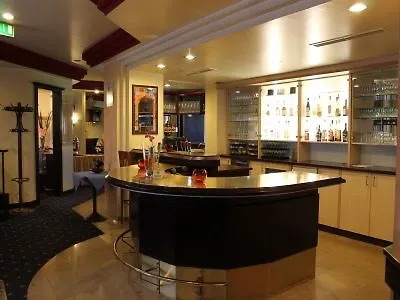 Garner Centre By Ihg Hotel