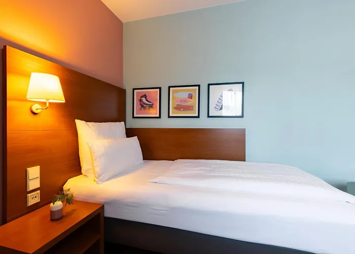 فندق Garner Centre By Ihg 3*