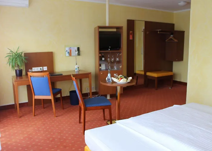 فندق Garner Centre By Ihg 3*